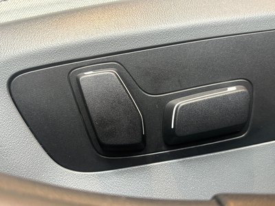 2023 BMW 5 SERIES — миниатюра 43