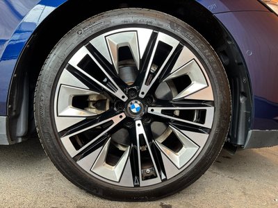 2023 BMW 5 SERIES — миниатюра 77