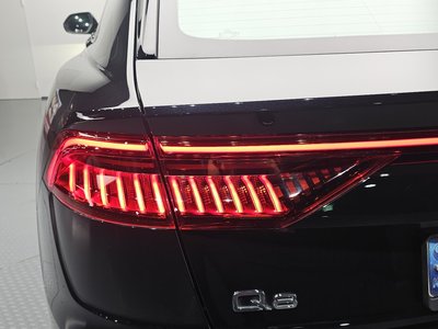 2021 AUDI Q8 — фото 10