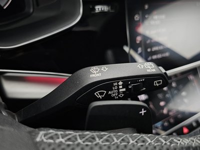 2021 AUDI Q8 thumbnail 32