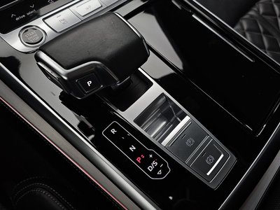 2021 AUDI Q8 thumbnail 12
