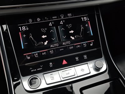 2021 AUDI Q8 thumbnail 26