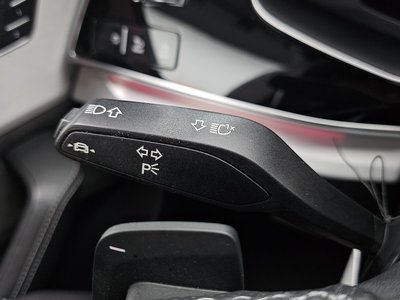 2021 AUDI Q8 thumbnail 31
