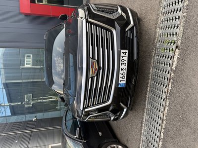 2025 Cadillac ESCALADE 5TH GENERATION 照片 5