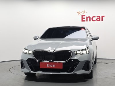 BMW 5 SERIES - 2