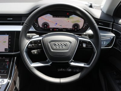 صورة 3 لـ 2025 AUDI A8