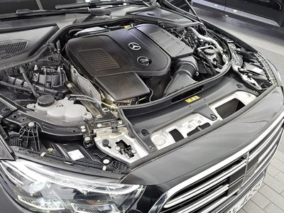 MERCEDES-BENZ E-CLASS - 7