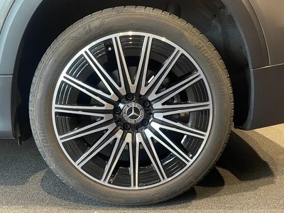 MERCEDES-BENZ GLB - 4