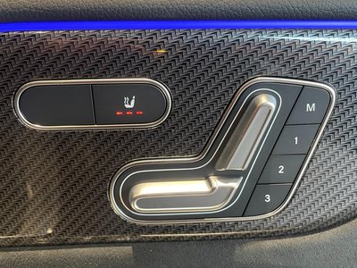 MERCEDES-BENZ GLB - 8