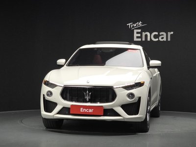 صورة 2 لـ 2020 Maserati LEVANTE