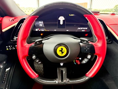 2022 Ferrari ROMA — миниатюра 24