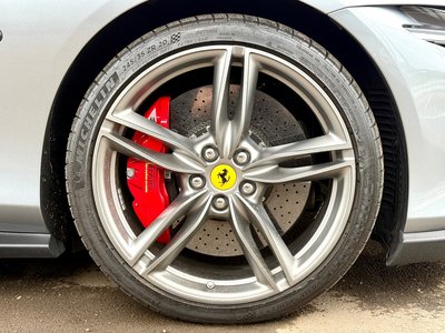 2022 Ferrari ROMA — миниатюра 43