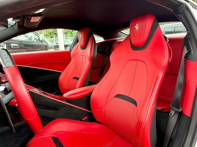 2022 Ferrari ROMA — миниатюра 19