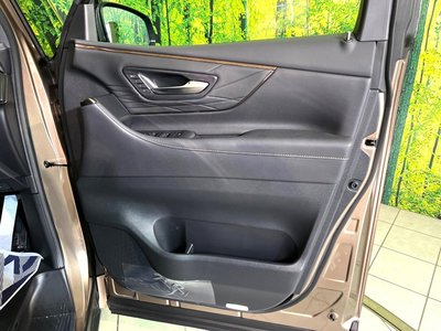 2025 Toyota ALPHARD — миниатюра 28