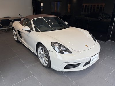 صورة 4 لـ 2025 Porsche 718