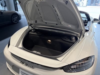 صورة مصغرة 18 لـ 2025 Porsche 718