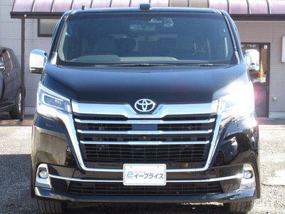 TOYOTA GRAND ACE - 4