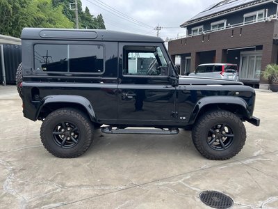 LAND ROVER DEFENDER - 6