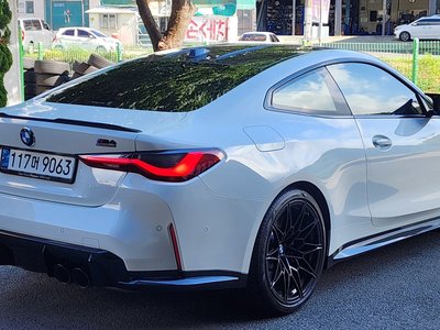 2023 BMW M4 — фото 2