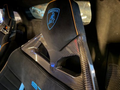 2022 Lamborghini HURACAN — миниатюра 12
