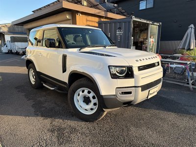 LAND ROVER DEFENDER - 1