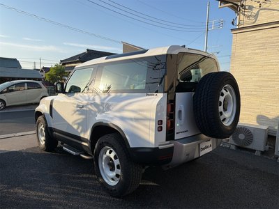 LAND ROVER DEFENDER - 5