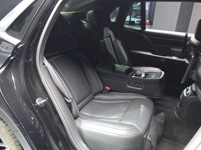 2023 Genesis G90 (RS4) thumbnail 11