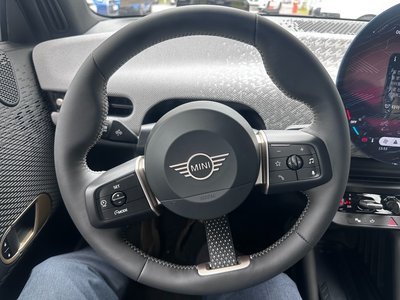 صورة مصغرة 11 لـ 2024 MINI COOPER ELECTRIC