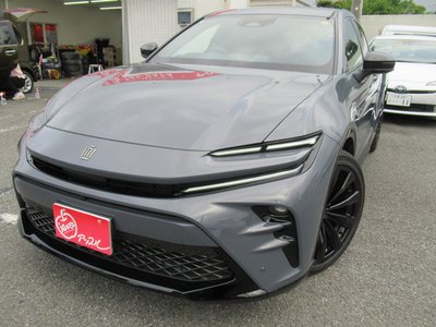 2025 Toyota CROWN SPORT photo 2