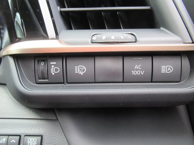 2025 Toyota CROWN SPORT — миниатюра 21
