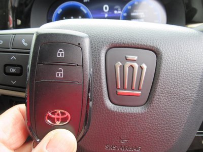 2025 Toyota CROWN SPORT — миниатюра 26