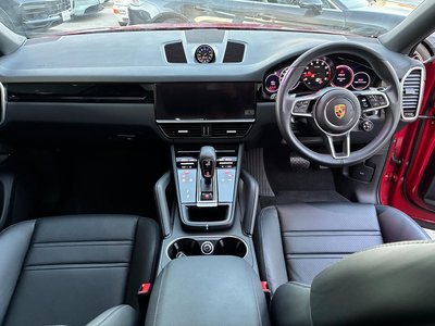 PORSCHE CAYENNE COUPE - 2