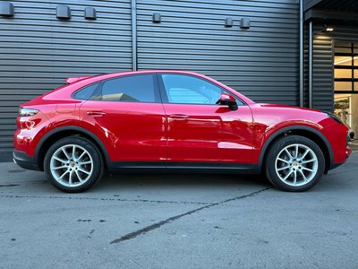 PORSCHE CAYENNE COUPE - 9