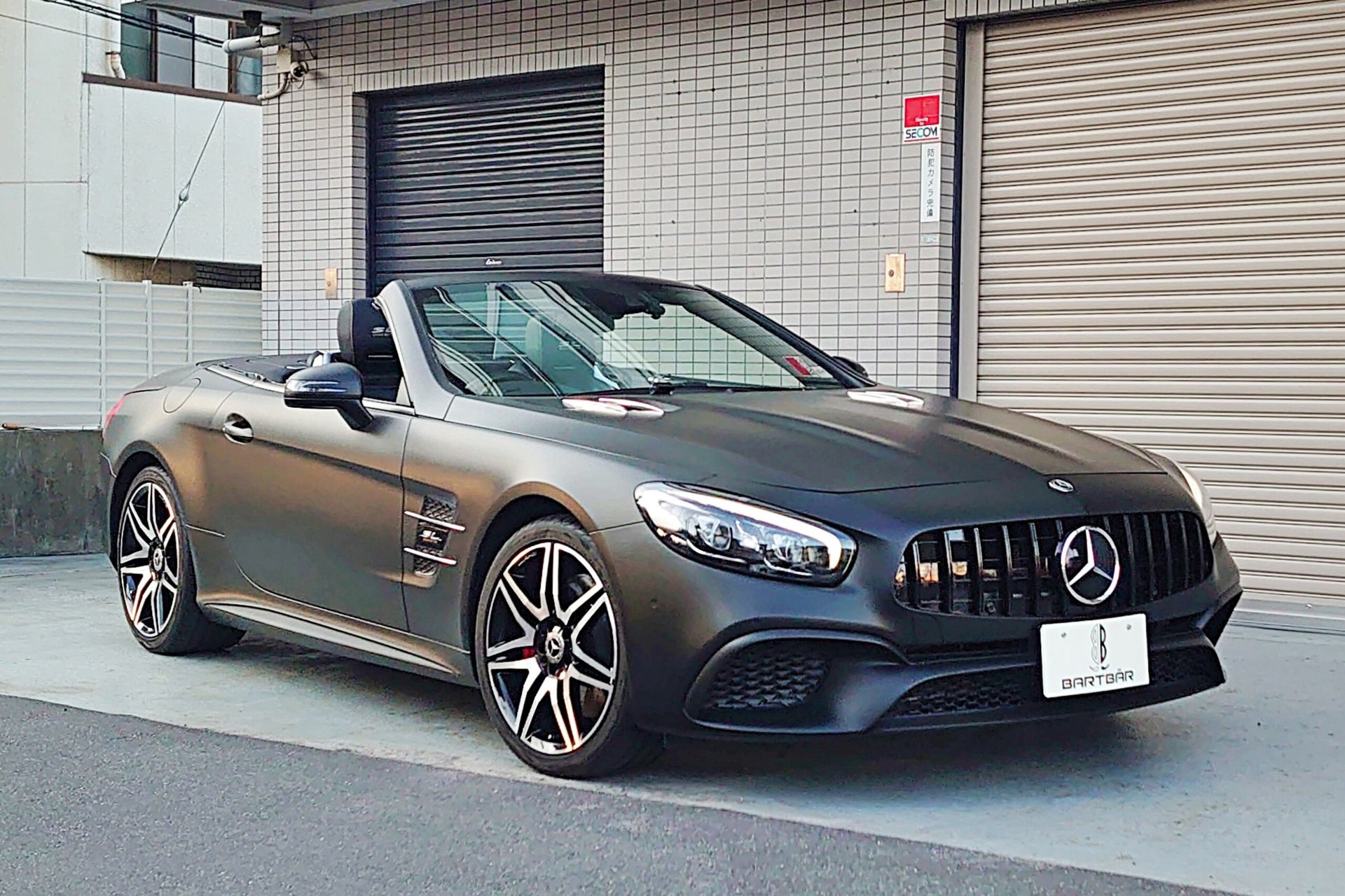 MERCEDES-BENZ SL - View 1