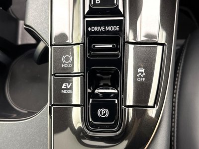 صورة مصغرة 39 لـ 2024 Toyota CROWN SPORT