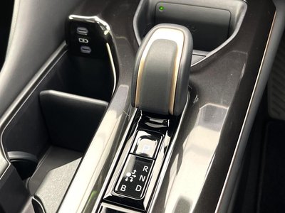 صورة مصغرة 38 لـ 2024 Toyota CROWN SPORT