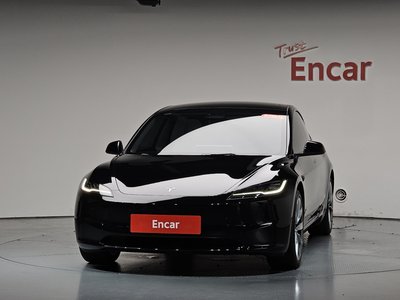 TESLA MODEL 3 - 3