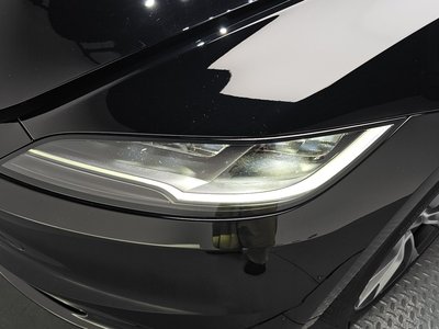 TESLA MODEL 3 - 9