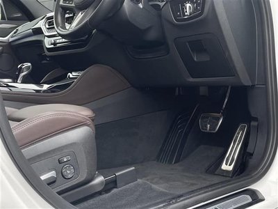 صورة 10 لـ 2023 BMW BMW