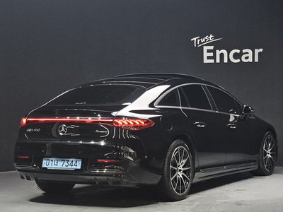MERCEDES-BENZ EQS - 4