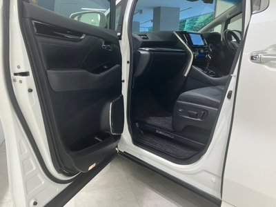 2020 Toyota ALPHARD — фото 8