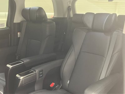 2020 Toyota ALPHARD — фото 10