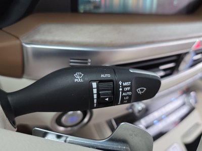2021 Genesis G90 — миниатюра 13