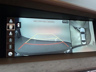 2021 Genesis G90 — миниатюра 15