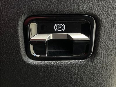 MERCEDES-BENZ C-CLASS - 10
