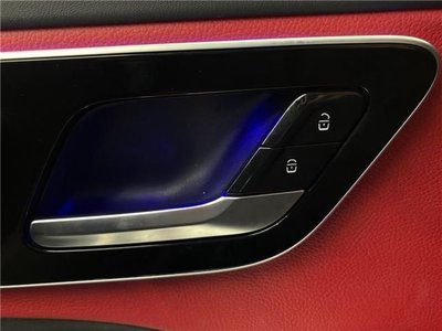 MERCEDES-BENZ C-CLASS - 6