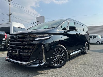 TOYOTA VELLFIRE - 1