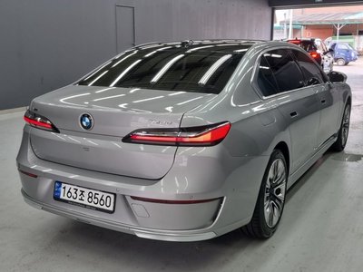 2023 BMW 7 SERIES — фото 3