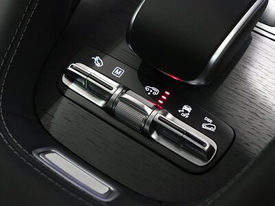 MERCEDES-BENZ GLS - 6