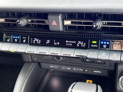 TOYOTA LAND CRUISER 250 - 7